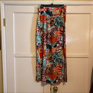 Roxy Floral Double Slit Maxi Skirt size small